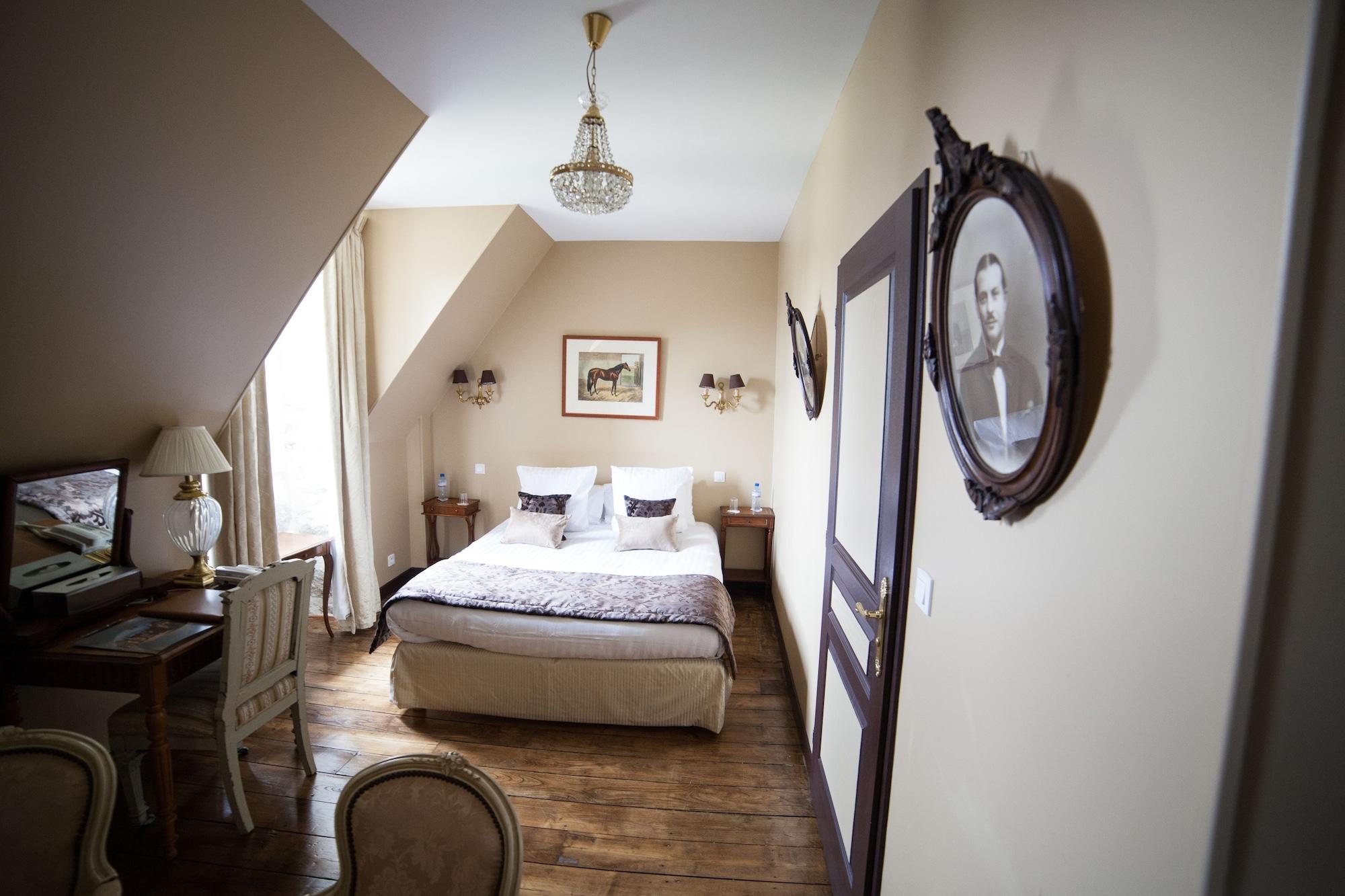 Hotel Chateau Du Colombier