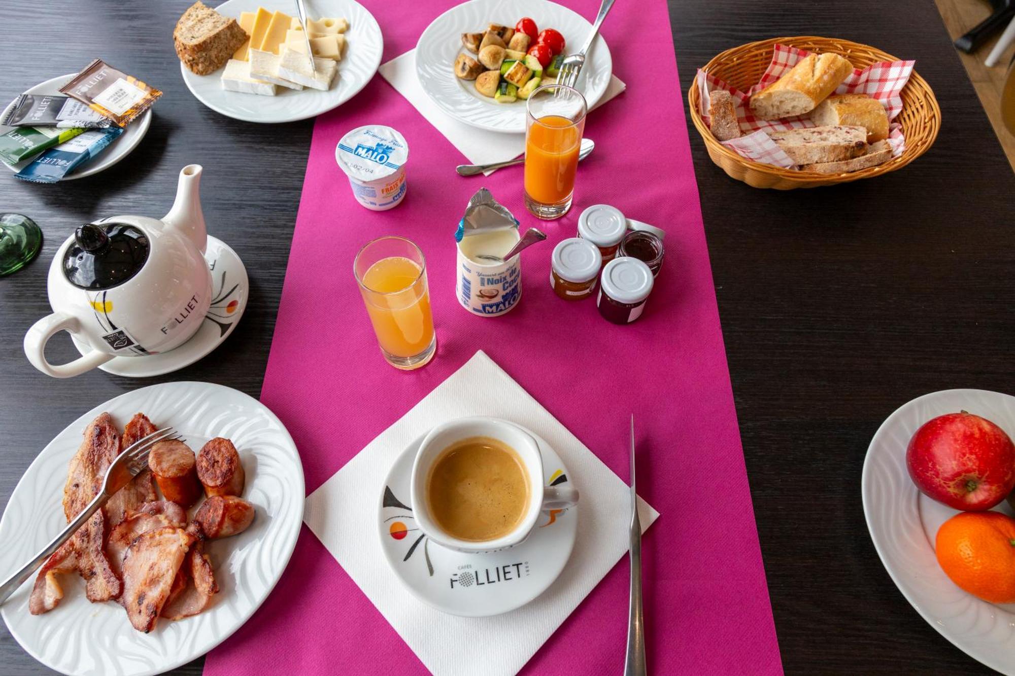 Hotel Château Du Colombier 4*