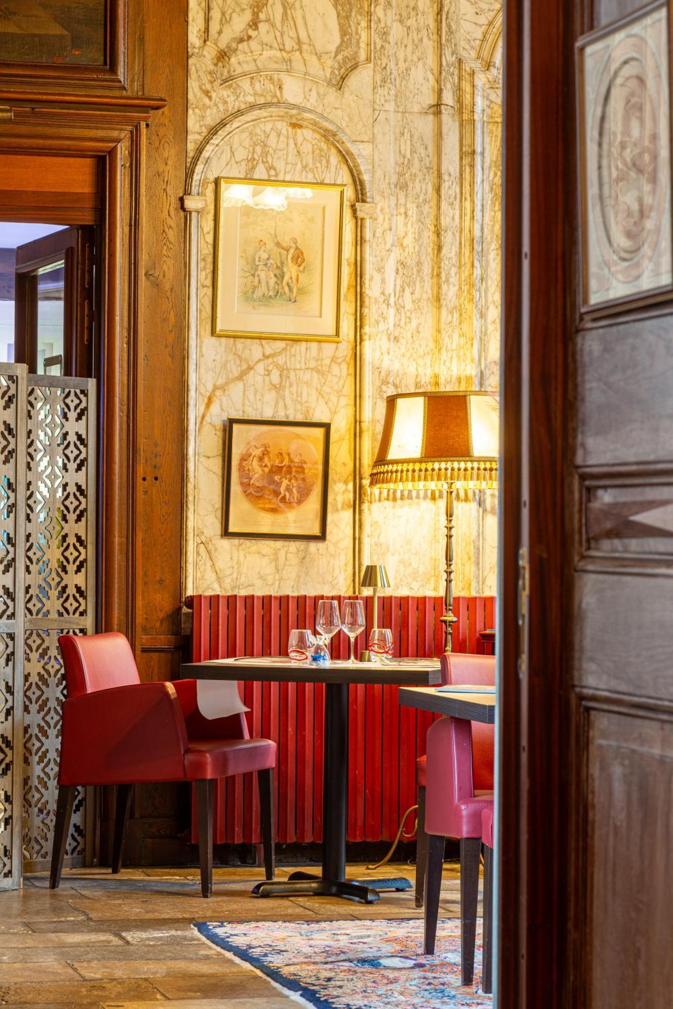 Château Du Colombier Hotel