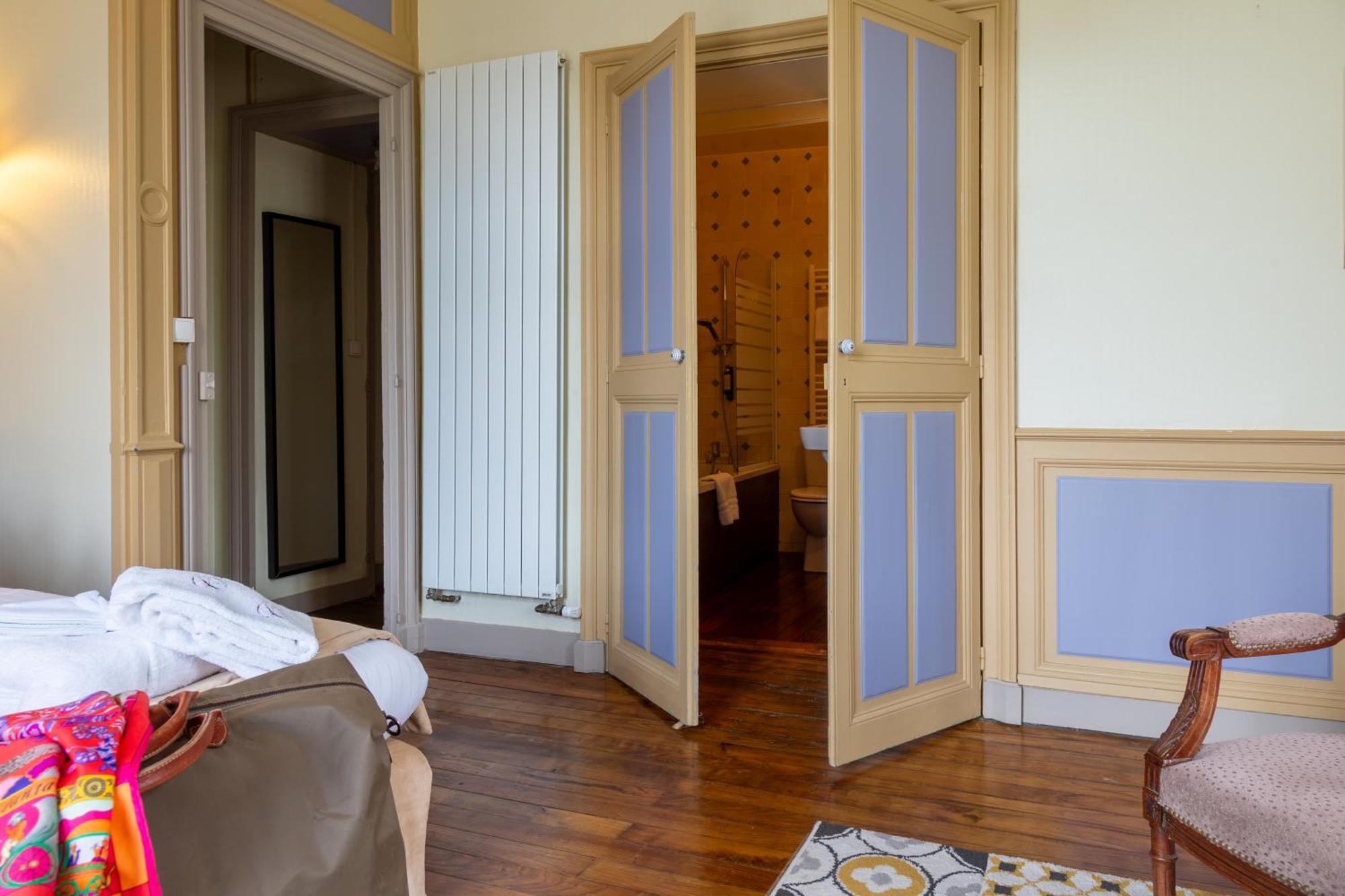 Hotel Château Du Colombier 4*