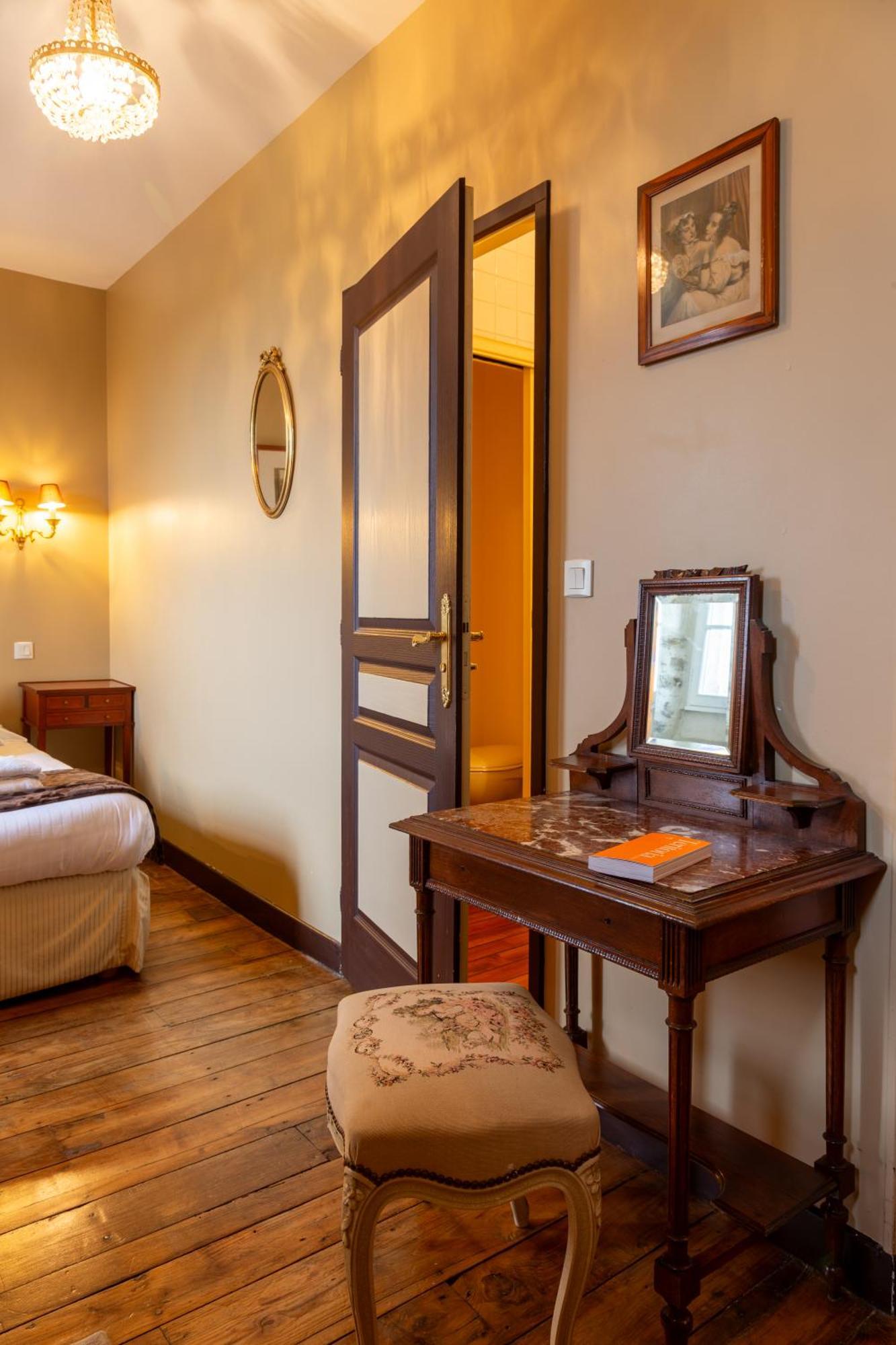 Chateau Du Colombier 4* Saint-Malo