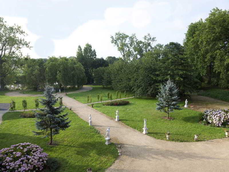 Chateau Du Colombier Hotel
