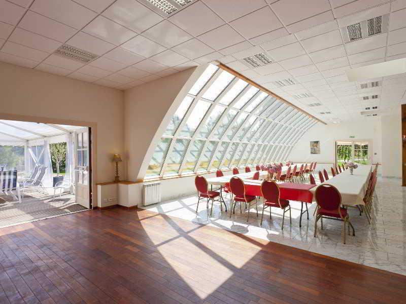 Chateau Du Colombier 4*